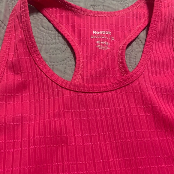Reebok Racerback Tank. XS - Picture 4 of 4